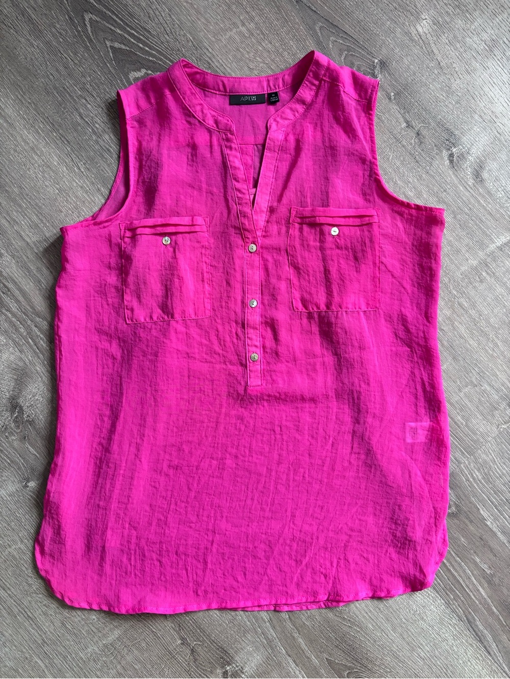 Apt. 9 Bright Fuchsia Sleeveless tank with camisole